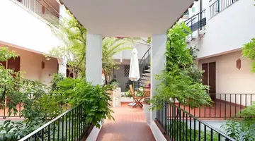 Hotel Ninays Lloret de Mar z noclegami tranzytowymi