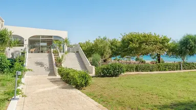 Hotel Ninos Grand Beach Resort