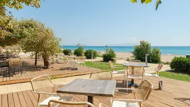 Hotel Ninos Grand Beach Resort