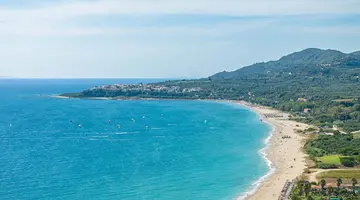 Hotel Ninos Grand Beach Resort