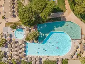 Hotel Ninos Grand Beach Resort