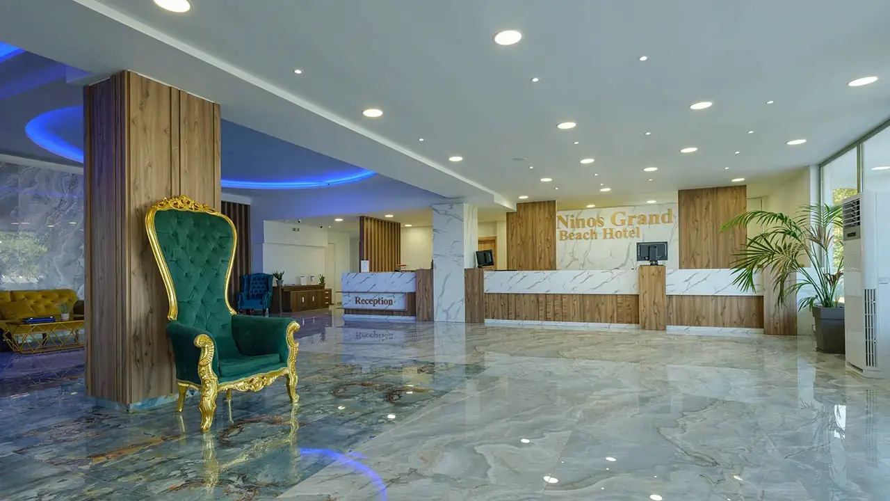 Hotel Ninos Grand Beach Resort