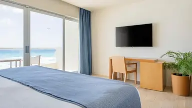 Hotel NYX Cancun