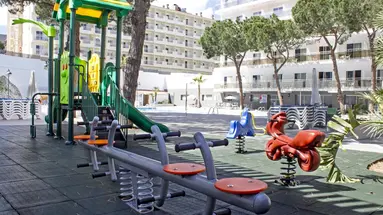 HOTEL OASIS PARK SALOU