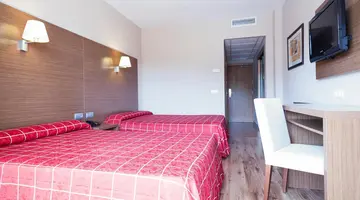 HOTEL OASIS PARK SALOU