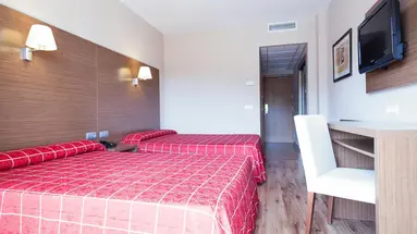 HOTEL OASIS PARK SALOU