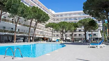 HOTEL OASIS PARK SALOU