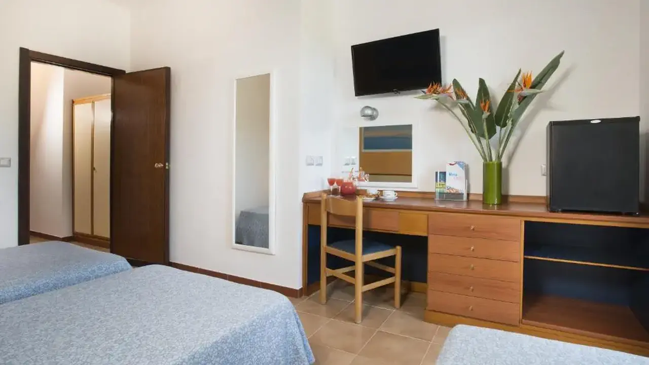 Hotel Oasis
