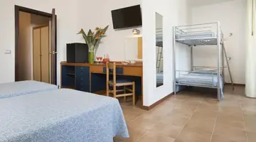 Hotel Oasis