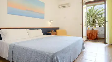 Hotel Oasis