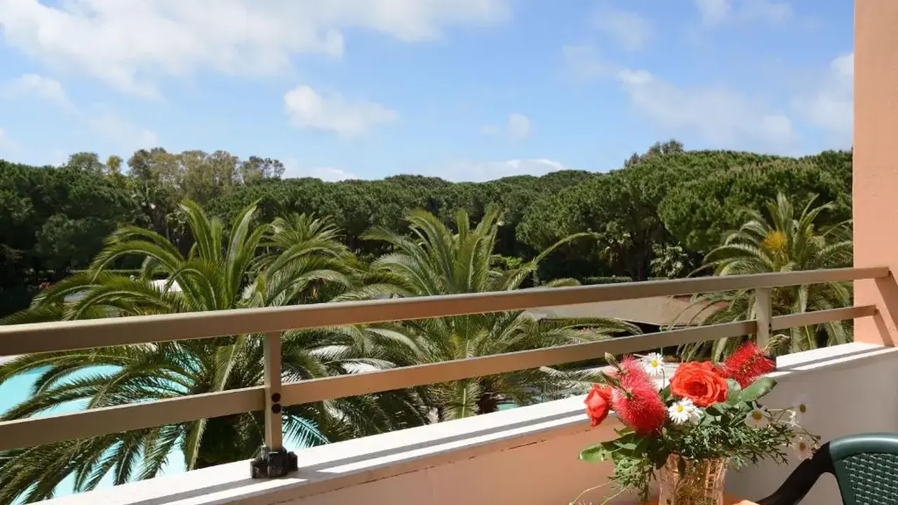 Hotel Oasis