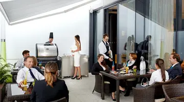 Hotel Occidental Praha Five