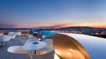 Hotel Olympia Sky