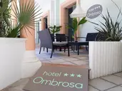 Hotel Ombrosa