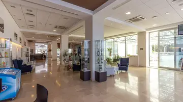 HOTEL OMORIKA****