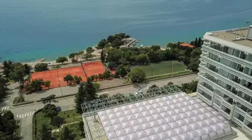 HOTEL OMORIKA