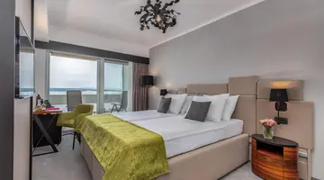 HOTEL OMORIKA