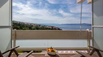 HOTEL OMORIKA****