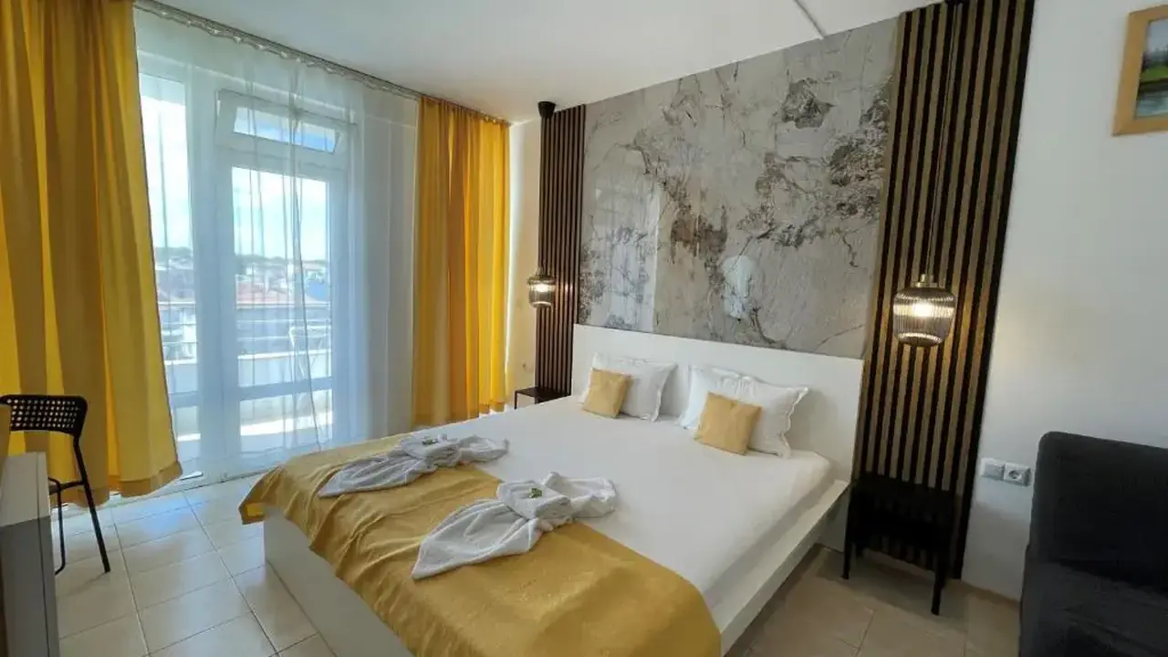 Hotel Onyx