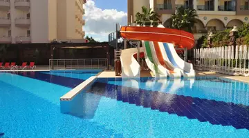 Hotel Orange Palace Side