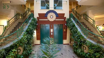 Hotel Palace