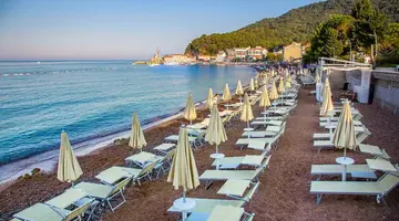 Hotel Palas Lux