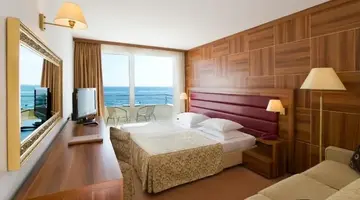 Hotel Palas