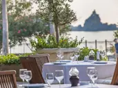 HOTEL PALAS