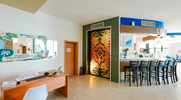 HOTEL PALM BEACH