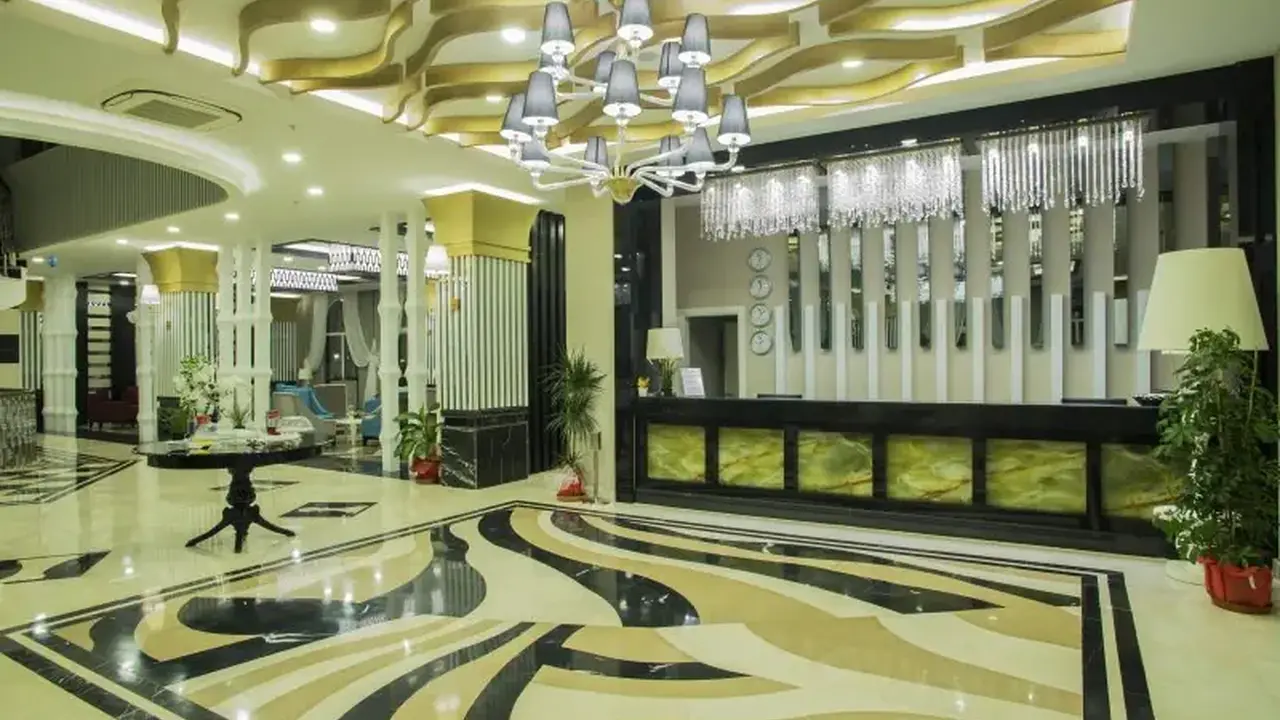 Hotel Palm World Side Resort and Spa