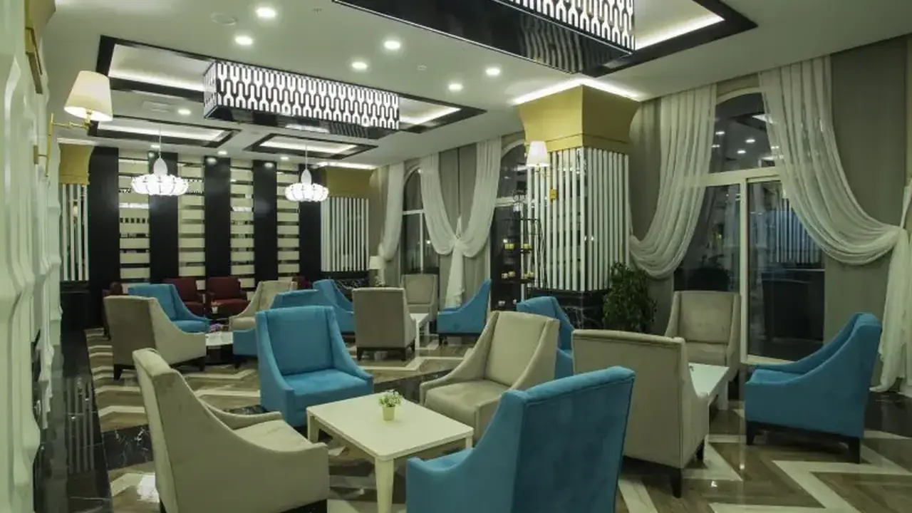 Hotel Palm World Side Resort and Spa