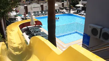 HOTEL PALMEA