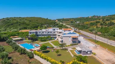 Hotel Paradise Resort