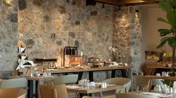 Hotel Paralos Venus Suites