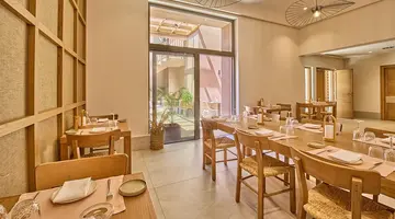 Hotel Paralos Venus Suites