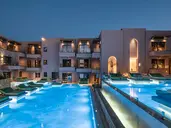 Hotel Paralos Venus Suites
