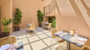Hotel Paralos Venus Suites