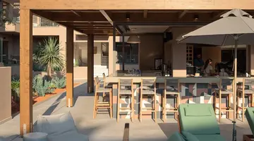 Hotel Paralos Venus Suites