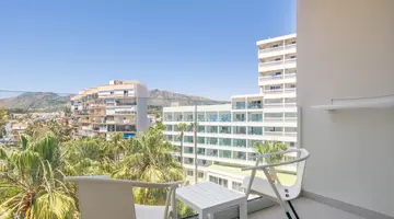 Hotel Parasol by Dorobe