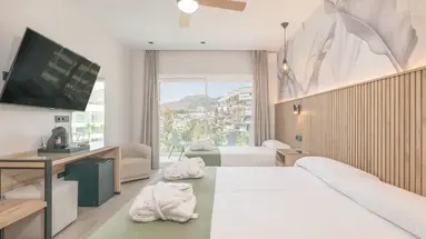 Hotel Parasol by Dorobe