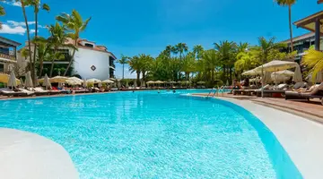 Hotel Parque Tropical