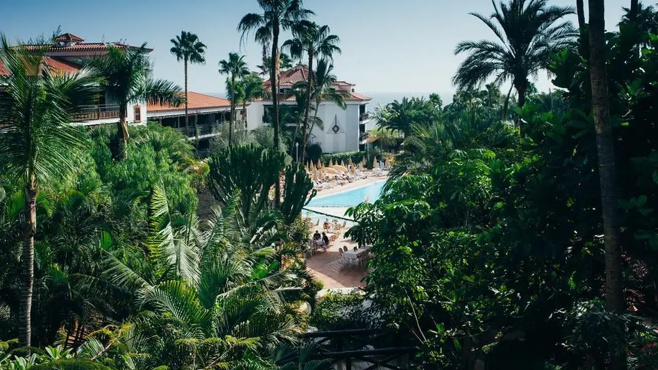 Hotel Parque Tropical