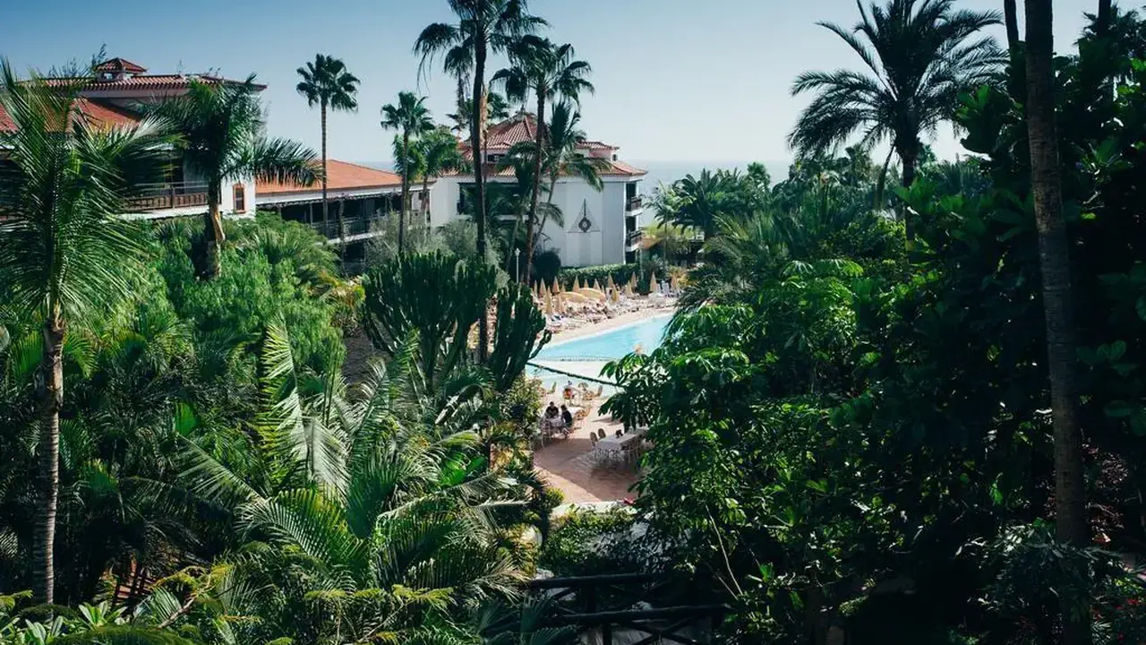 Hotel Parque Tropical