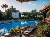 Hotel Parque Tropical