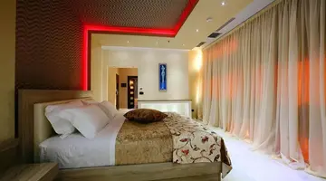 HOTEL PARTNER