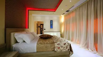 HOTEL PARTNER