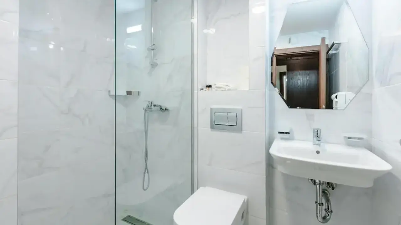 Hotel Pela