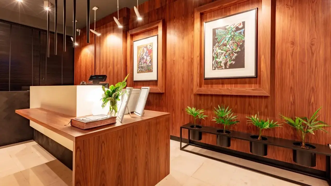 Hotel Pela