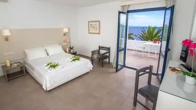 Hotel Peninsula Resort & Spa