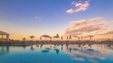 Hotel Peninsula Resort & Spa